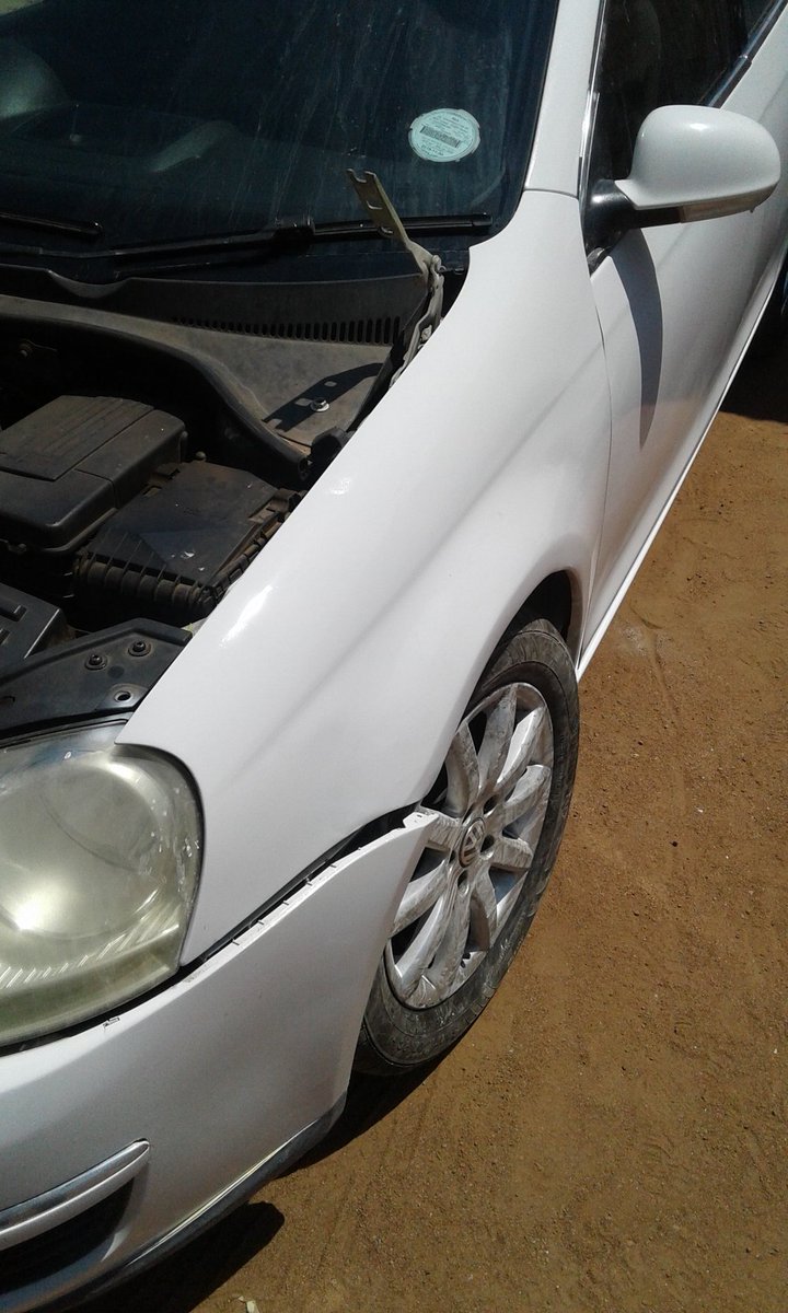 MegatransAfrica's tweet photo. Making moves with a grand ride is a bold statement, riding with a @Ford machine issa thrill 💃💪💪😢😛. But having @MegatransAfrica
Pimpin your rides will keep you on the fast lane😂😂😂 WE DO PENEL BEATING & SPRAY PAINTING. WhatSApp us for a quote : 067 0915 300
#GoMakeMoves https://t.co/9OseBqTCyV