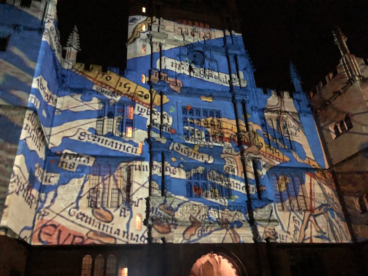 quadview's tweet image. Superb light show in Bod Quad tonight showcasing their Talking Maps exhibition. visit.bodleian.ox.ac.uk/exhibition/tal…