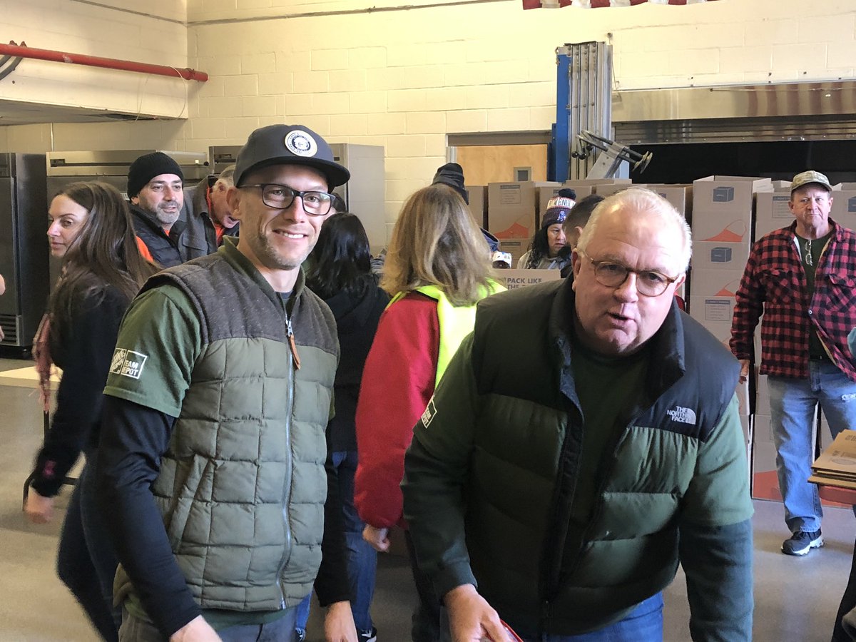 Michael (@michaeljmarz) on Twitter photo Operation Holiday Cheer #d100proud #GivingBack <a href="/maryanne_stl/">Maryanne St. Laurent</a> <a href="/juliebrittsan/">Julie Brittsan</a> <a href="/THDTimRoque/">Tim Roque</a> <a href="/samos_paul/">Paul Samos</a> <a href="/Felix_ASM4280/">Felix</a> Operation Holiday Cheer #d100proud #GivingBack <a href="/maryanne_stl/">Maryanne St. Laurent</a> <a href="/juliebrittsan/">Julie Brittsan</a> <a href="/THDTimRoque/">Tim Roque</a> <a href="/samos_paul/">Paul Samos</a> <a href="/Felix_ASM4280/">Felix</a>