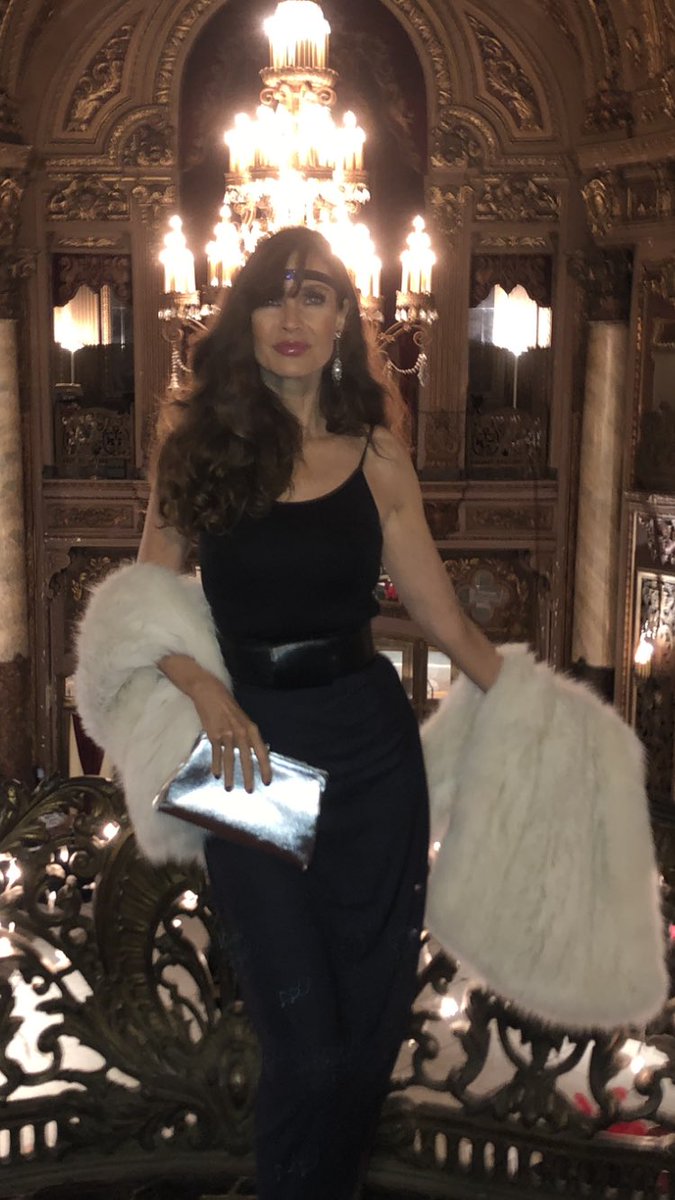 At a 20 styles flapper wedding of my good friends daughter, Nikki! In an old theater in Jersey City… This is a beautiful theater with amazing detail. Noticed my fab headband which I made… #Flapper #twenties #FlapperStyle #Theater #Old-fashioned