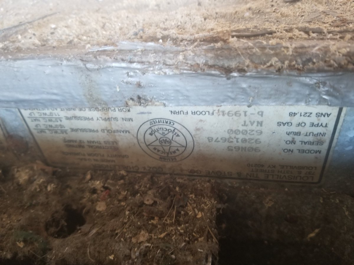 Watchman_motto's tweet image. Condemned this floor furnace today.

Bid a change out.

#sidework