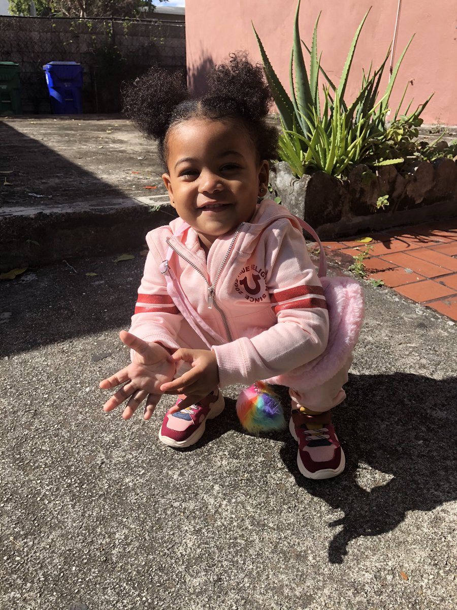 _xstephhh's tweet photo. Happy Saturday From Princess A’vy❤️ https://t.co/5OlqiimeA7