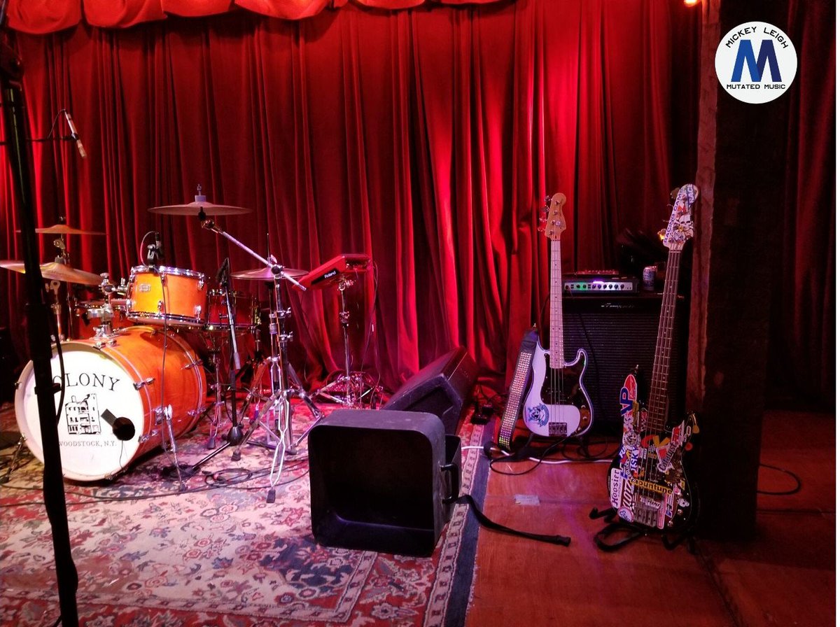 MickeyLeighNYC's tweet photo. our setup at The Colony
#mickeyleigh #punk #rock #music #mutatedmusic #band #musiclover #lyrics #punk #punkrock #nyc #rocknroll #album #woodstock #pajamazon #thecolony https://t.co/UC5RIh1Z9F