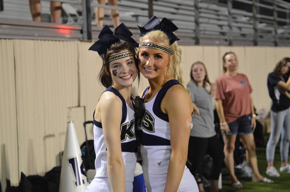 khscheerpics's tweet photo. Happy Birthday Marina! https://t.co/0YIntMFZIB
