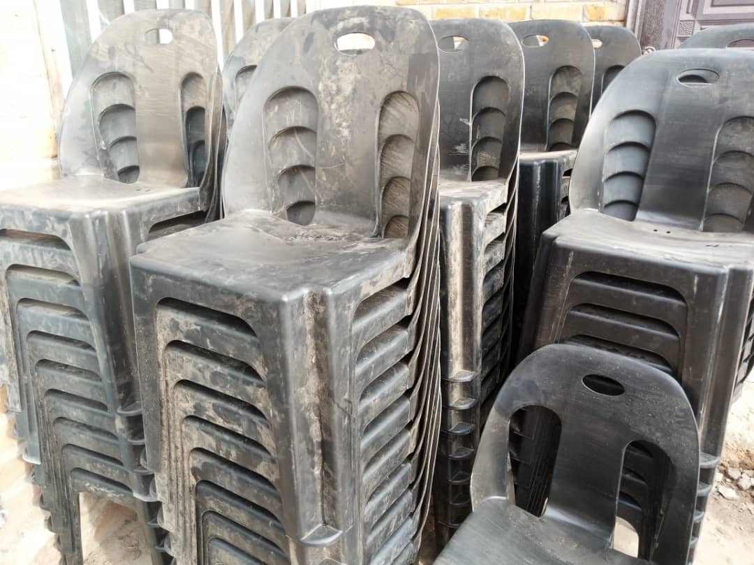 NeneNkulu's tweet image. 543 maisons sinistrées à cause de la pluie à  MALEMBA-NKULU. je suis sur place pour apporter la réponse du gouvernement de la République à ce drame . Le secours est constitué des tôles,des chaises,des bassines , des  pagnes et d'autres biens de valeur pour aider les sans abris