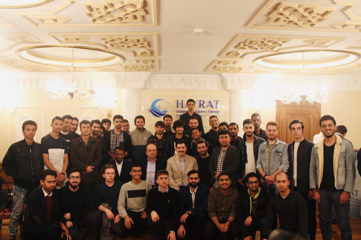 Tecrübe Mektebi’nde bugün; 

Sudanlı 🇸🇩 Kardeşimiz Ali AWAD’ın moderatörlüğünde Spor Genel Müdürü Sn. <a href="/mehbaykan/">Mehmet Baykan</a>’ı misafir ettik. Tecrübelerinden istifade ettik.

Geceyi misafirimizin şiirleri ve duasıyla bitirdik. 👏🏻👏🏻

• Asla vazgeçme 
• Yaptığın işin hakkını ver
• Paylaş