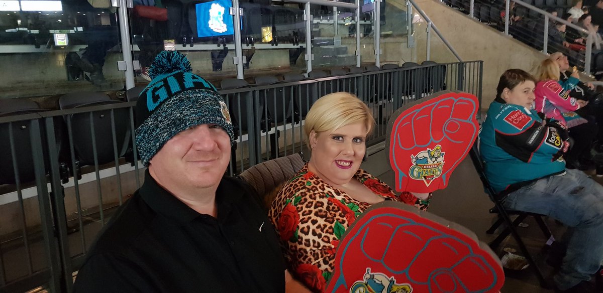 CruisingMeenan's tweet photo. #GiantSelfie @BelfastGiants Let's go giants https://t.co/PONKceJGGU