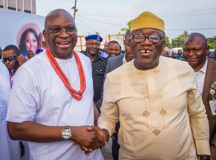 ekitistategov's tweet image. Today, Governor Kayode Fayemi @kfayemi attended the wedding ceremony of Mr. Ayodele Fayose’s son, Tomiwa Fayose in Lagos. 

#PoliticsWithoutBitterness
#EkitiFirst
#JKFOmoluabi