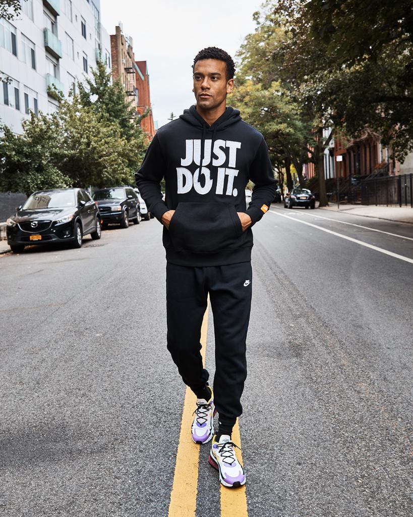 nike sweatsuit foot locker