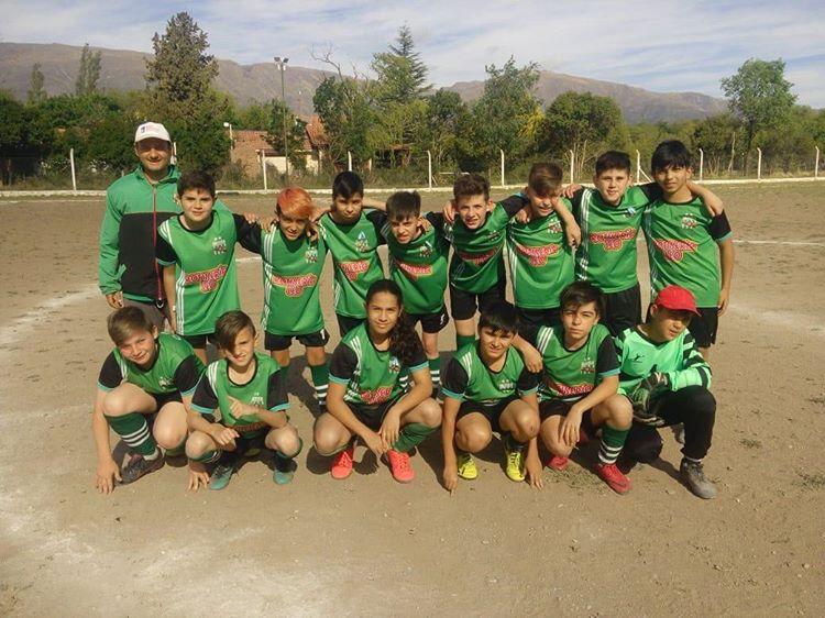 ClubCasinoSL's tweet photo. ¡MUNDIALITO EN MARCHA!
Las categorias infantiles 2006, 2007 y 2008 del Club Social y Deportivo Casino, comienzan este domingo a disputar el Mundialito Ferro 2019.
#MundialitoFerro2019
#InfantilesVerde #Timberitos
#TodoVerde #SiempreVerde
#ClubCasino #Csdc https://t.co/czBVLUmM7w