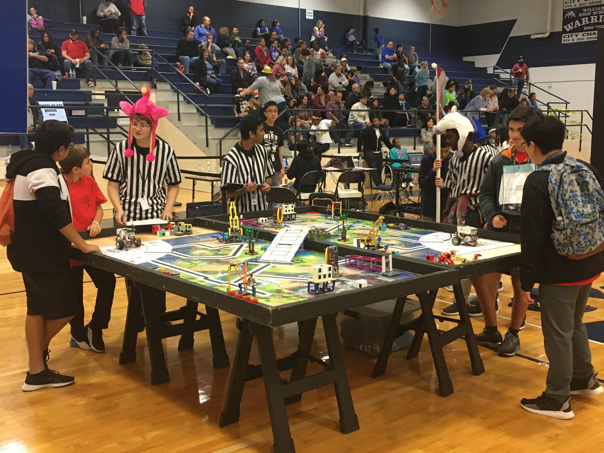 Miller_Tech_Ed's tweet image. Two @CmsColts teams going head to head!