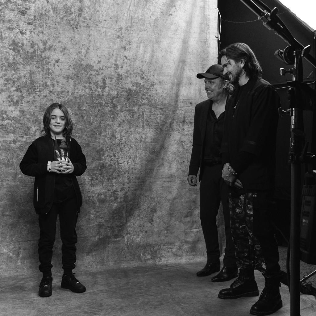 JUANES's tweet image. ... ¡a tu inspiración! Vivir sin soñar es como morir estando vivo. ¡A soñar muchachos! Créanme, se cumplen. 3/3

#omarcruzphoto
#LatinGRAMMYs