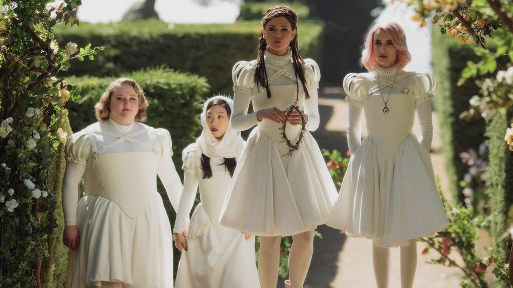 #ParadiseHills is a kitsch, queer, sci-fi candyland which stars one of the best casts I’ve seen this year. It’s been so long since I’ve seen a film make full use of Milia Jovovich’s talent and costars like Awkwafina, Emma Roberts + Danielle Macdonald excel here too. @alicewadd