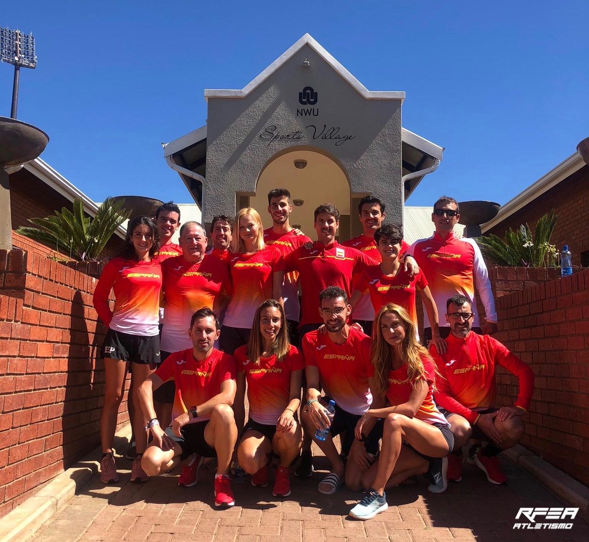 atletismoRFEA's tweet photo. La concentración de marcha continúa en Sudáfrica 🇿🇦...

#EspañaAtletismo 🇪🇸 
#ConcentracionesRFEA 🔴 https://t.co/K6UIl6HuHi