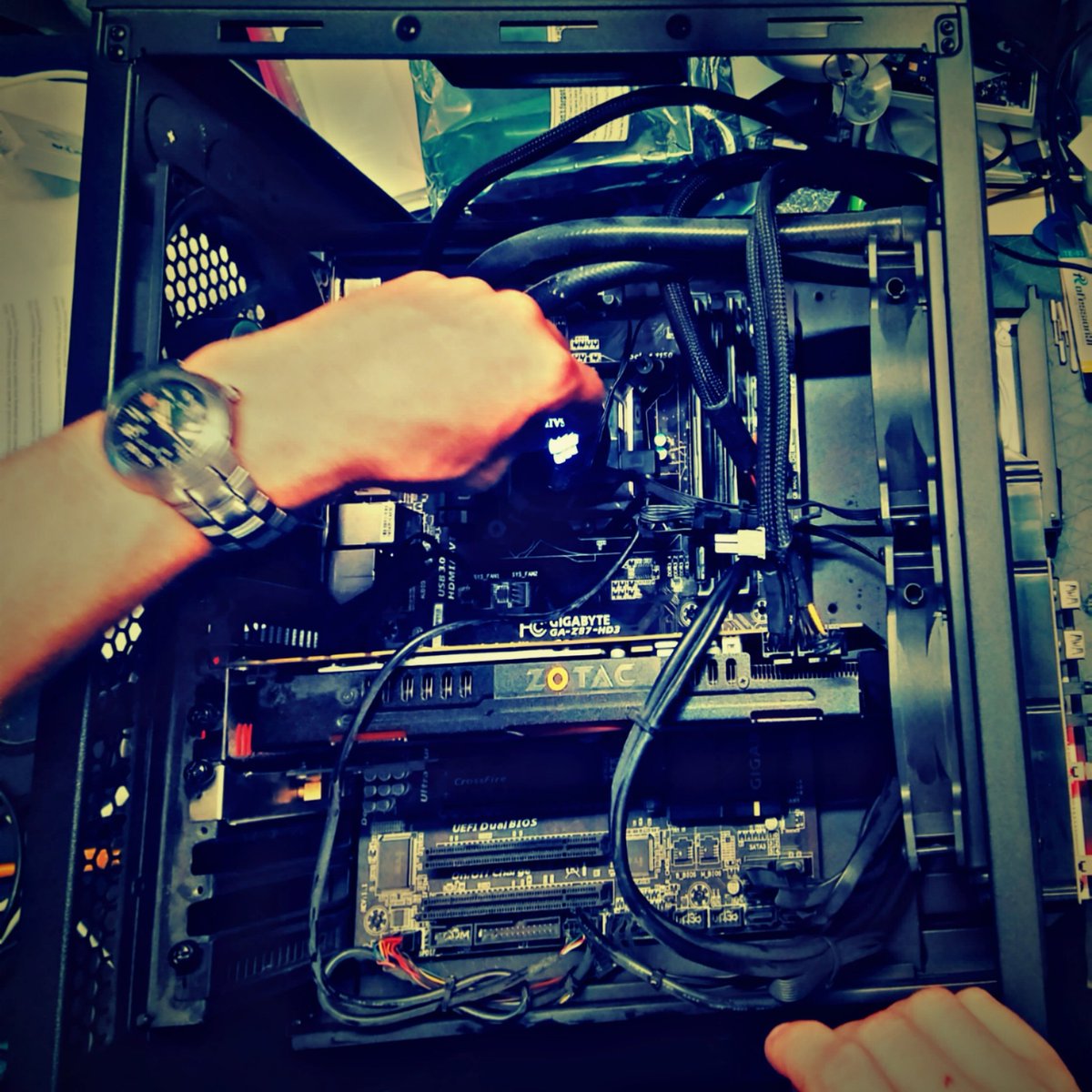 Love2fix916's tweet image. Computer acting up? Running slow? Or just not like it used to be? Bring it in and have trusted techs work their magic~ #trustedtechs #love2fix #techrepair #electronicsrepair #phonerepair