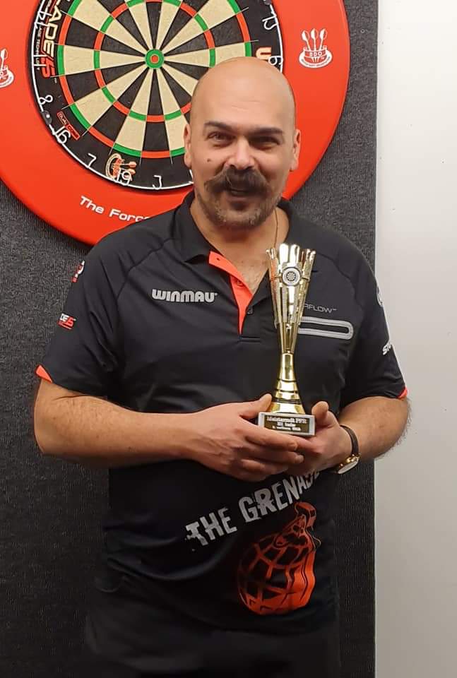 2. Place today at the Reykjavik Club 301 championship today...
Played great up until the final, then it all went downhill.... 
Friðrik was better and a well deserved win for him.
#nexttime #darts #winmau