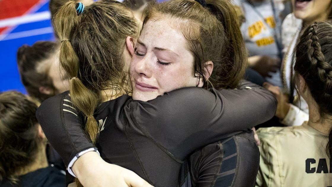 406mtsports's tweet photo. π Helena @Capitalhighvb goes back-to-back as AA #mtstatevb champs, caps perfect season https://t.co/dhVcJKystB #mtscores π https://t.co/XYeSzdjGxb