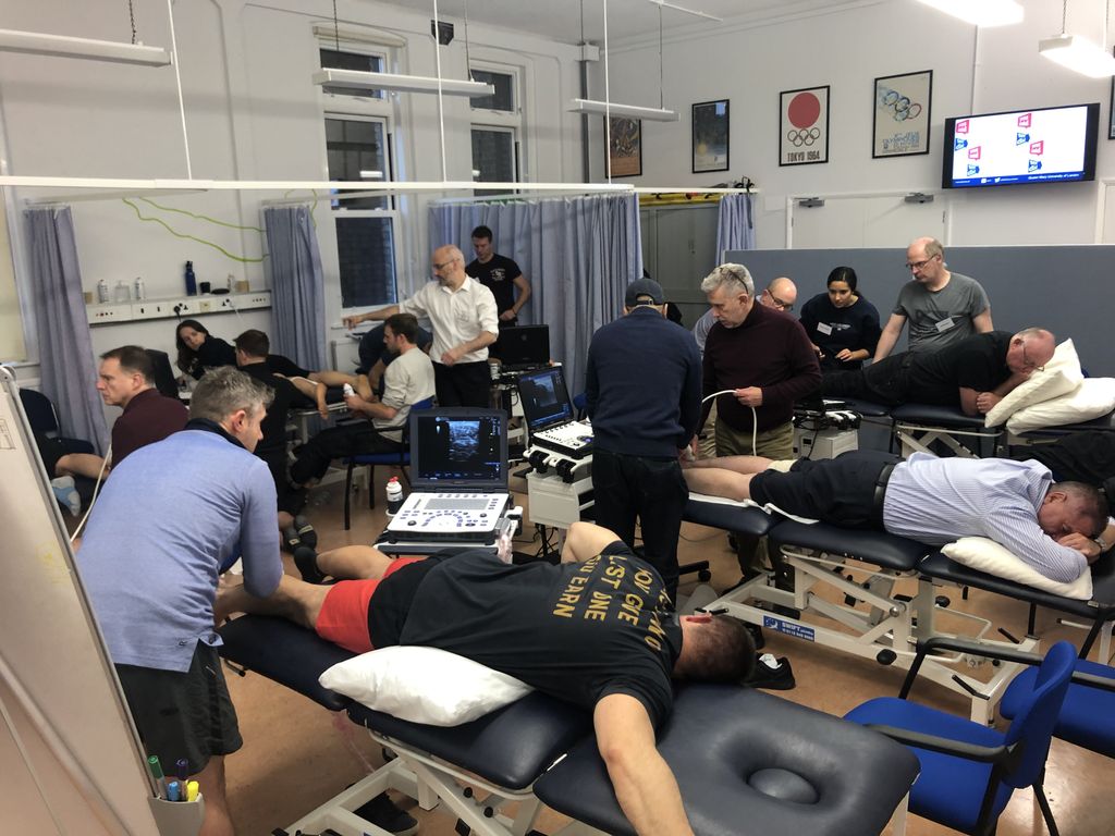 SMUGcourses's tweet photo. Excellent 2 days on our @RCRadiologists &amp; @FSEM_UK accredited Introduction to MSK diagnostic ultrasound-delegates from a variety of disciplines including radiologists, sports doctors, A &amp; E consultants, physios &amp; Osteo’s-excellent clinical discussions @CMyersPhysio @r_laus https://t.co/csPZrya4zO