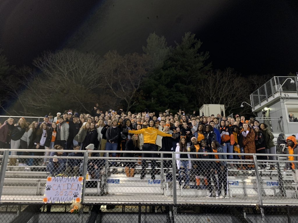 THS JUNGLE tweet media