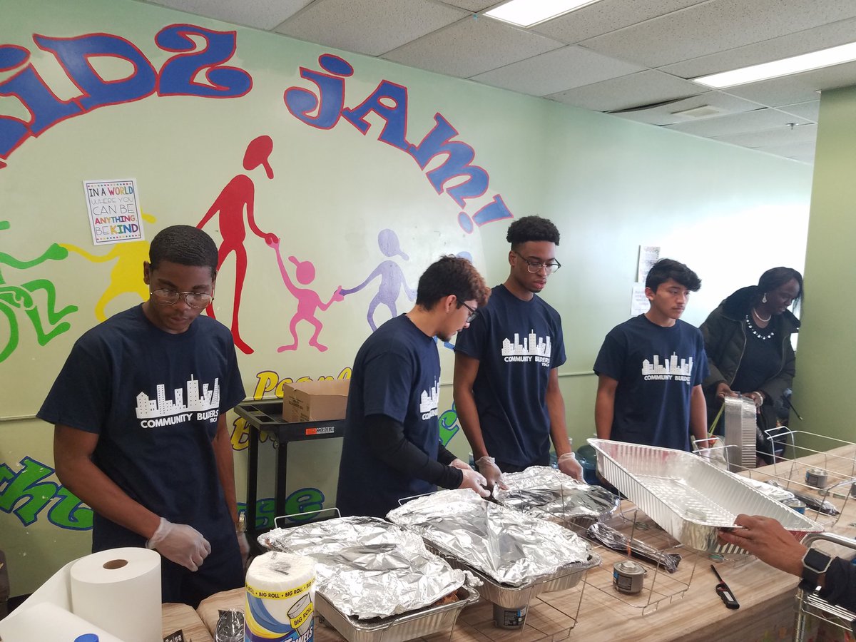GrigsbyThe's tweet photo. Brother to Brother Collaboration with Community Builders Thanksgiving Brunch Community Service Project. Thanks to Mr. Tony Morris for the education stipend for my sons. 
#Brother2Brother
#CimmunityBuilders. https://t.co/uO64aarv3V