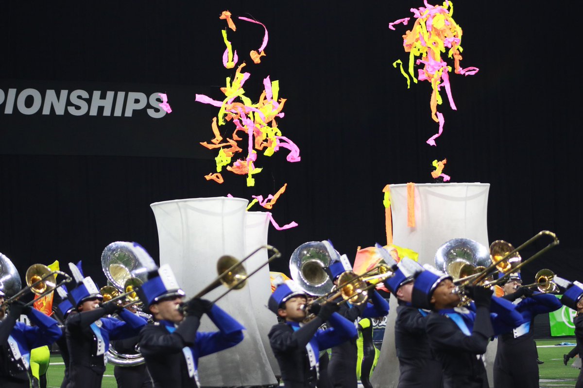 BANDSOFAMERICA's tweet photo. We are addicted to the Leander High School Marching Band’s performance! #boa2019 https://t.co/wfhZ7h4jax