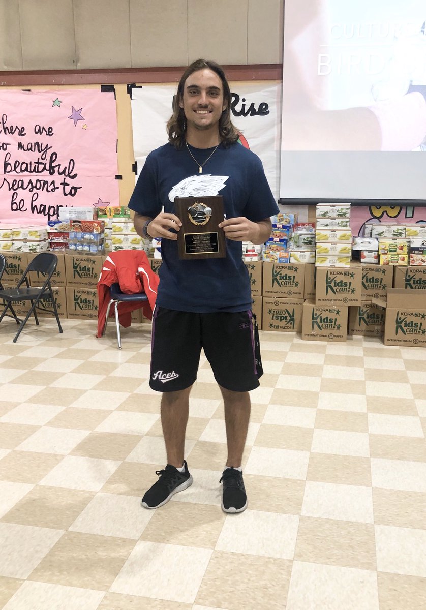 PGEaglesFB's tweet image. Jacob Couchot is our Offensive Player of the Year! #CultureNeverGraduates #BirdBrigade #FlyAbovethePack @CouchotJacob