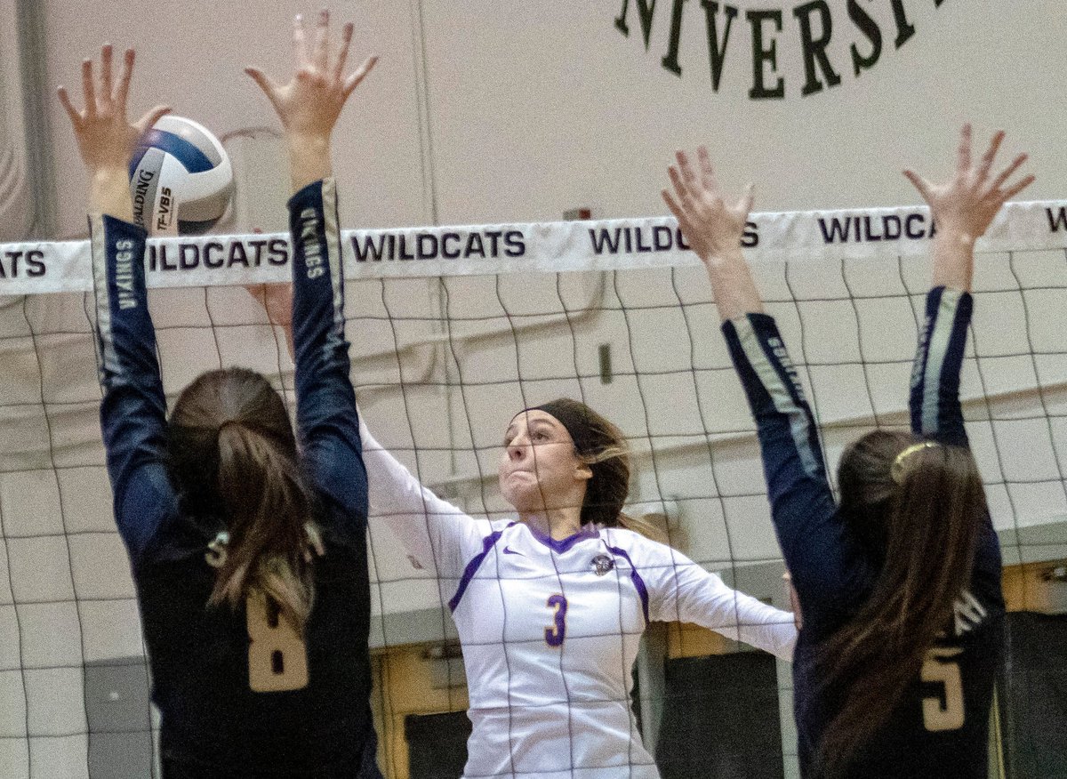 col_mrice's tweet image. Here are some photos of Columbia River volleyball's victory over Selah, which earned the Chieftains 7th place at the 2A state tournament.