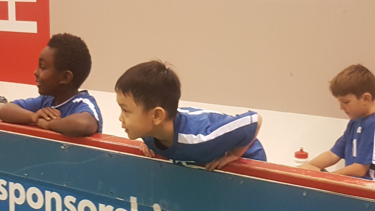 rockiessoccer's tweet image. A very early @cmsasoccer  U8 game
Against @calgary_rangers wearing orange 🤔. Great game minimal coaching minimal parent coaching only cheering. Kids just getting on with it and finding their own solutions. #letthemplay