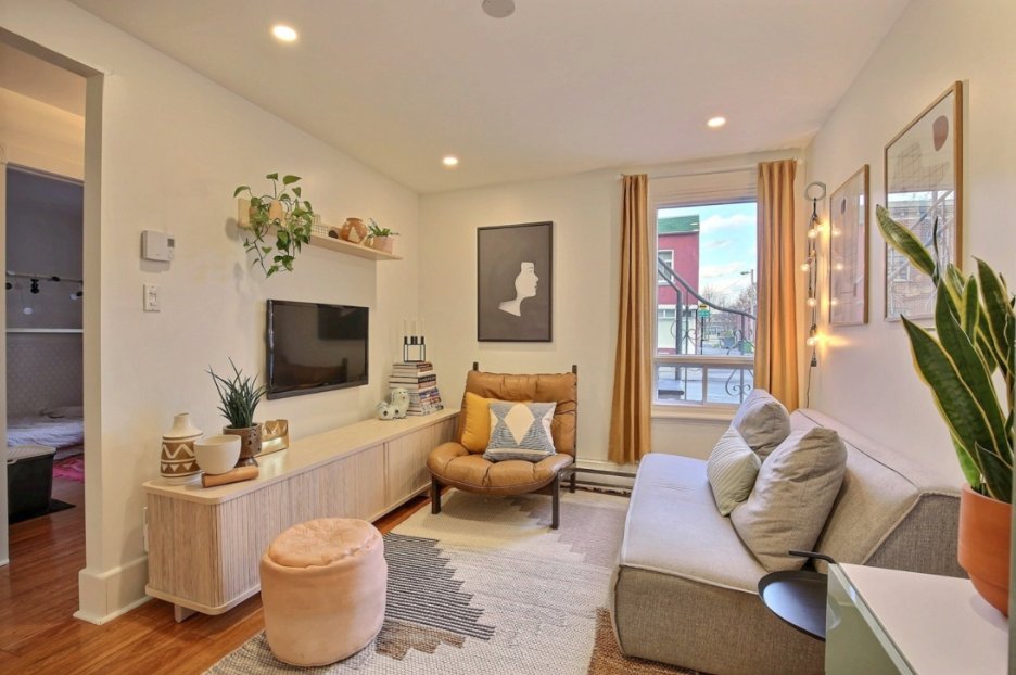 jennnyjannne's tweet image. Je cherche la perle rare en matière de condo dans #Hochelaga, et j'ai eu le coup de foudre ⚡️❤️ pour cette magnifique propriété (bonus : stationnement inclus!).

Constat crève-coeur : une offre d'achat a déjà été soumise. 😭💔
#NoWonder #InteriorDesignAddict #TropBeau 😍