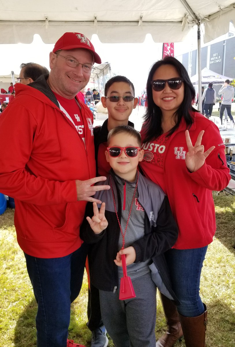 mo_in_tx's tweet photo. #GoCoogs #Homecoming2019 https://t.co/rxCFJj0IXy
