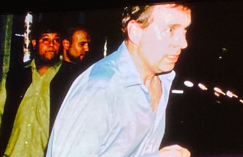 Mr_C_1982's tweet image. HRH Andy W spotted making his way to Pizza Express Woking during the great dough ball famine of 2001...that’s definitely not sweat btw #PrinceAndrew #pizzaexpresswoking
 #nosweat