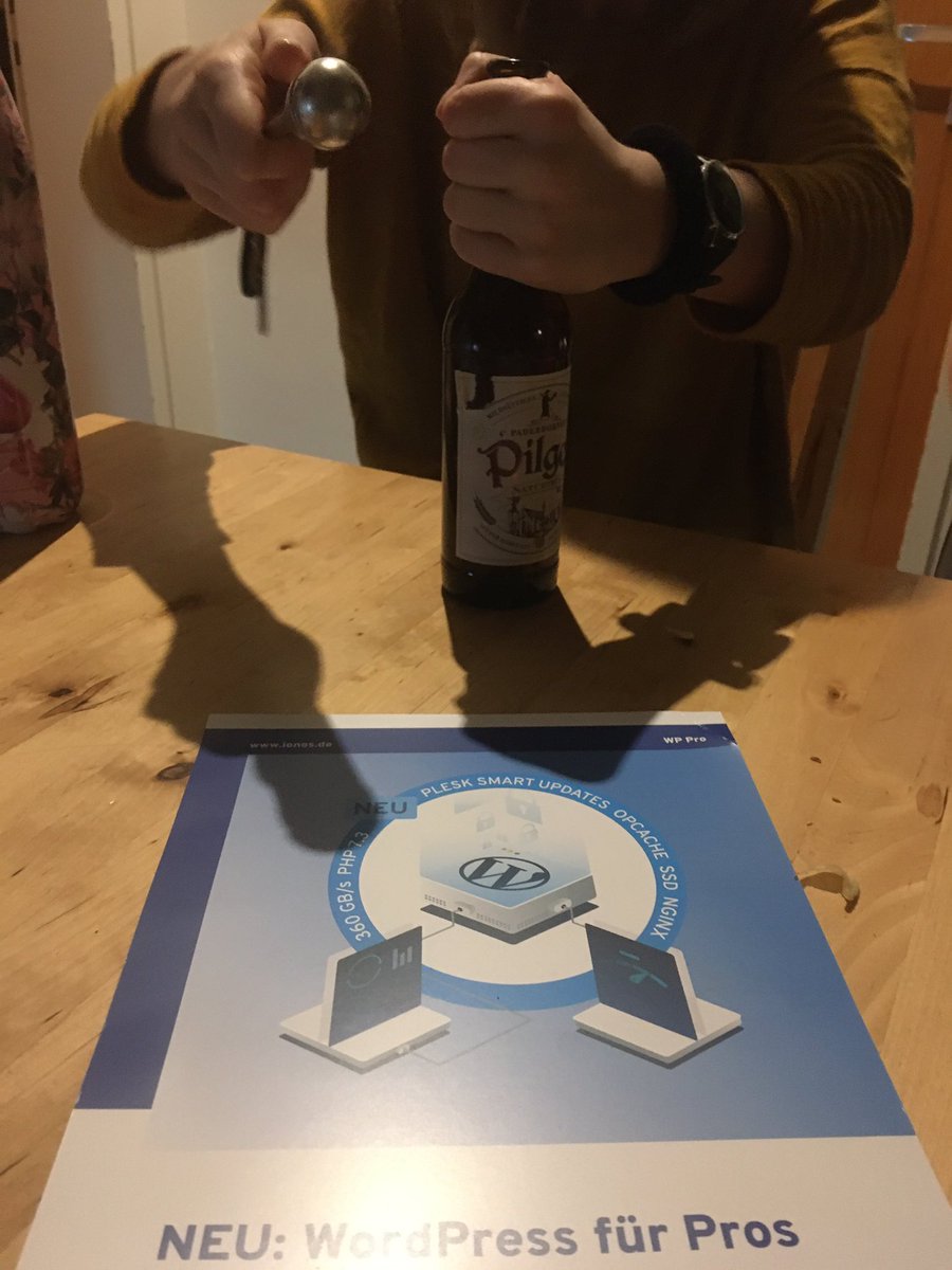 luckow's tweet image. Lernen fürs Leben in der #ionos WG #cmsgarden