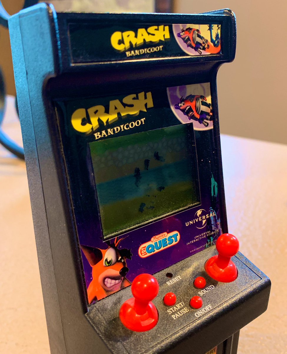 Crash Bandicoot Archive CB25 on Twitter "Crash Bandicoot LCD mini