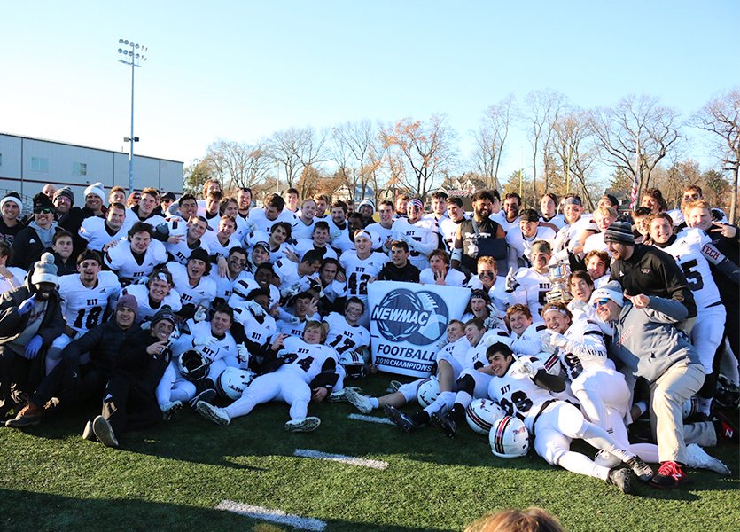 A wild one in Springfield as <a href="/MITFootball/">MIT Football</a> is heading back to the Big Dance after a 43-40 win over the Pride to claim the <a href="/NEWMACsports/">NEWMAC</a> title! Full recap and stats at bit.ly/2Xnv6Fi with much more to come shortly! #RollTech #d3fb <a href="/MITstudents/">MIT Students</a>