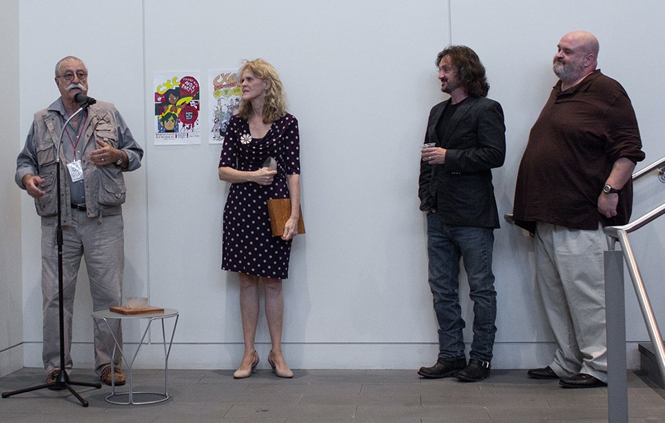 comics essayist/managing festival director tom spurgeon at BCGF '12 (portrait), CXC '16 (w/ ben katchor, seth), CAB '17 (w/ chris ware), CXC '16 (w/ sergio aragones, carol tyler, jeff smith). RIP tom spurgeon
<a href="/comicsworkbook/">Comics Workbook</a> <a href="/fantagraphics/">Fantagraphics</a> <a href="/Leblanc_Phil/">Phil-ing pretty good</a> <a href="/comicsbeat/">The Beat</a> <a href="/Comixace/">Heidi MacDonald</a>