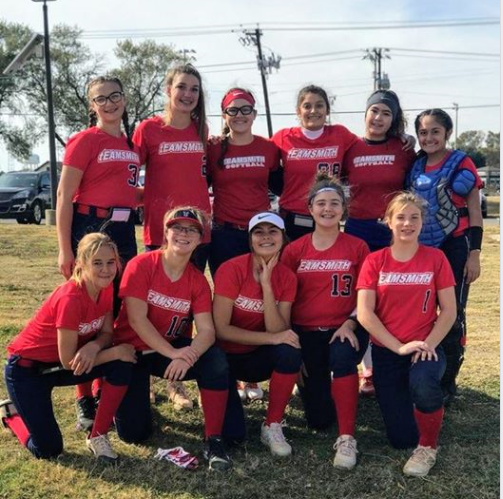 TexasTeamsmith's tweet photo. 14U tEAMSMiTH are playing in the DSE November Shootout Tournament this weekend! Let's go 14U!
#teamsmithsoftballtx
#fortheloveofthegame
#respectthegame
#14uteamsmith https://t.co/rCxOaVdISs