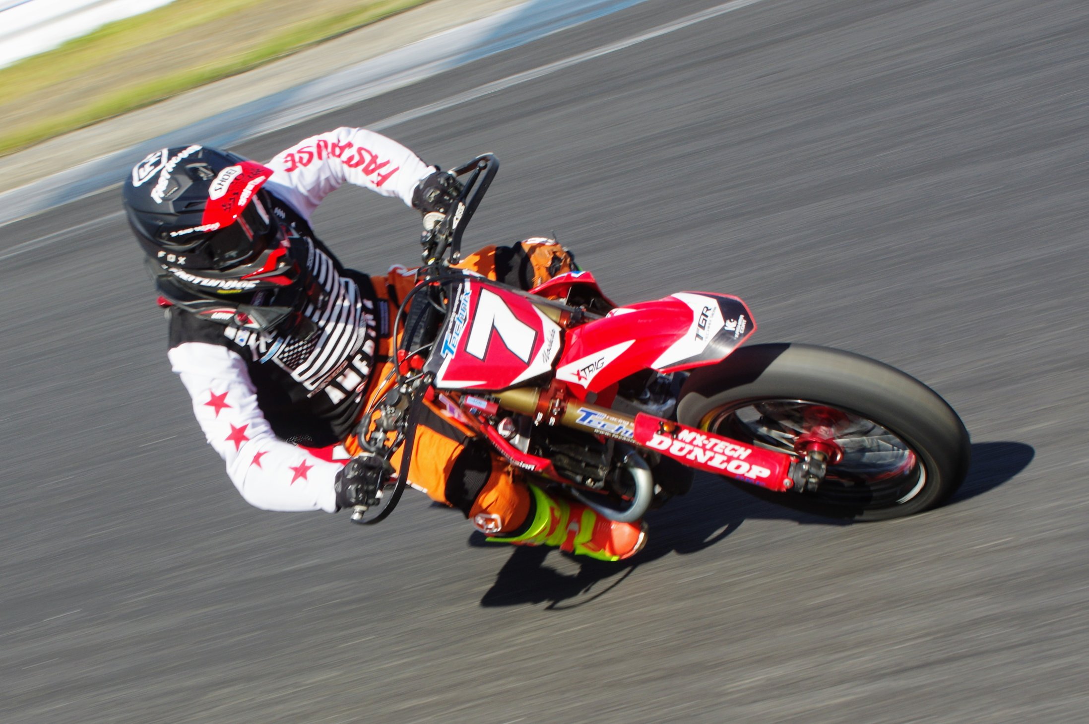 تويتر F Naka على تويتر スーパーモト モタード 茂原ツインサーキット アダスタムチャンネル モタードバイクnow T Co O17t0iuvkn