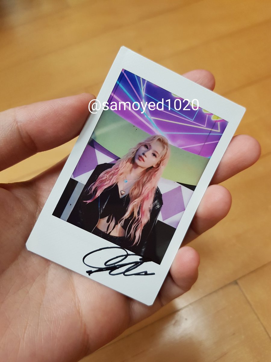 samoyed1020's tweet photo. 첫 폴라♡ 감사합니돡ㅠㅠ 사나 폴라라니ㅠㅠ 앞으로 착하게 살게요ㅠㅠㅠㅠ 싸랑해요 제왑ㅠㅠ
#트와이스 #TWICE #사나 #サナ https://t.co/aPhPx6KJJ9