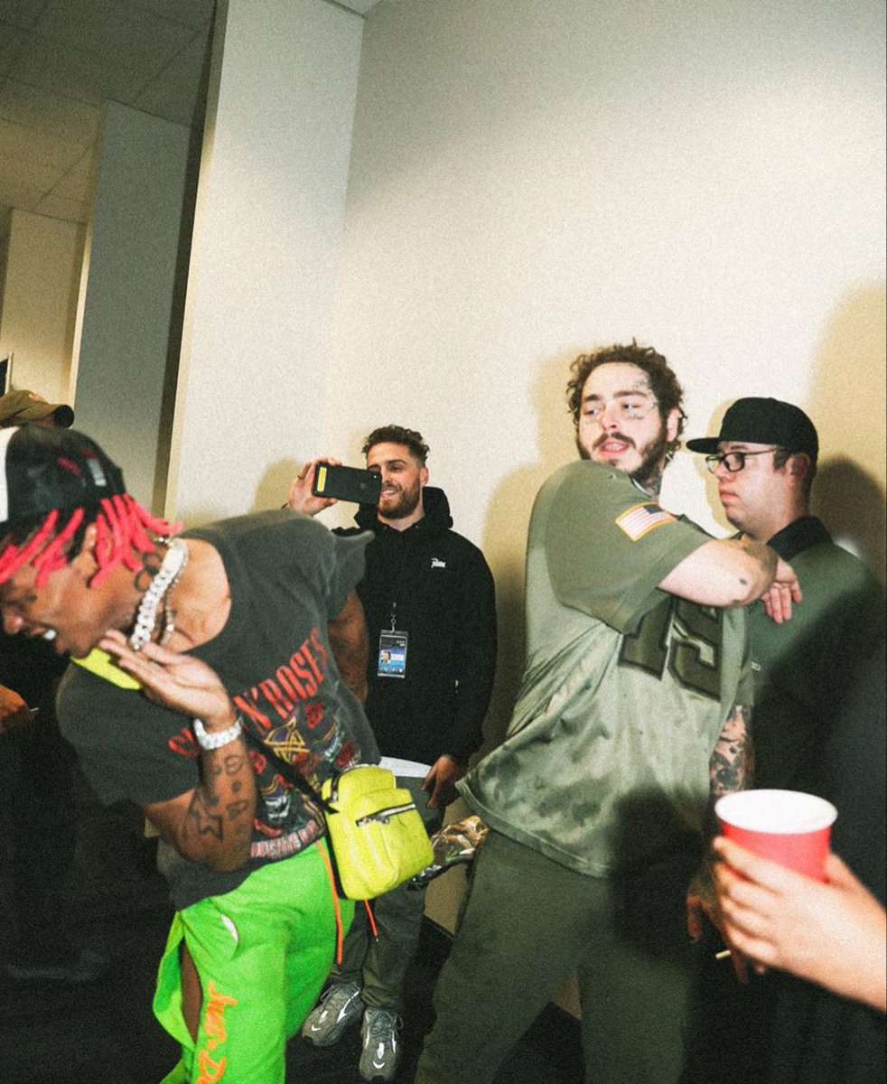 PostHq's tweet photo. Some @notchrisvilla stills from the #Moppinit video #RunawayTour @TylaYaweh @PostMalone https://t.co/soal8aZnm5