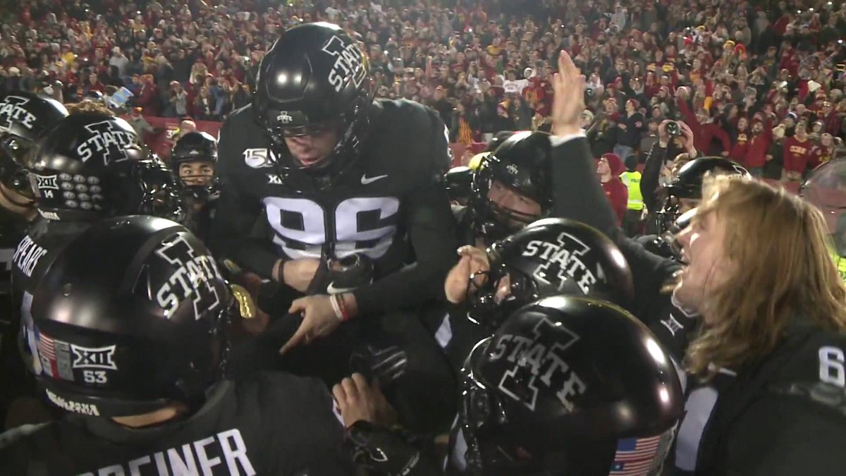 johnsears's tweet photo. That was a fun day of college football.  Iowa State knocks off #19 Texas on a last second FG.  20th ranked Iowa hands #8 Minnesota its first loss of the season, 23-19.  Fun stuff. https://t.co/iPd9O54DaF