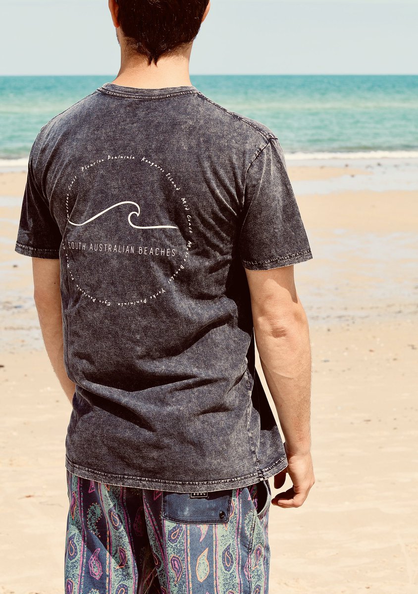 New tees online now! Perfect little stocking filler for Xmas! 🤙🏼🎅🏼