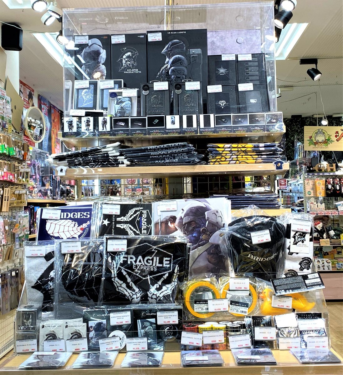 コトブキヤ日本橋1F】好評発売中！：「コジマプロダクショングッズ