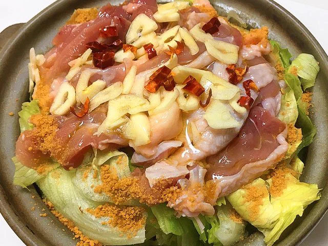 冬に絶対食べたくなる！？「洋風レタス鶏鍋」の作り方！