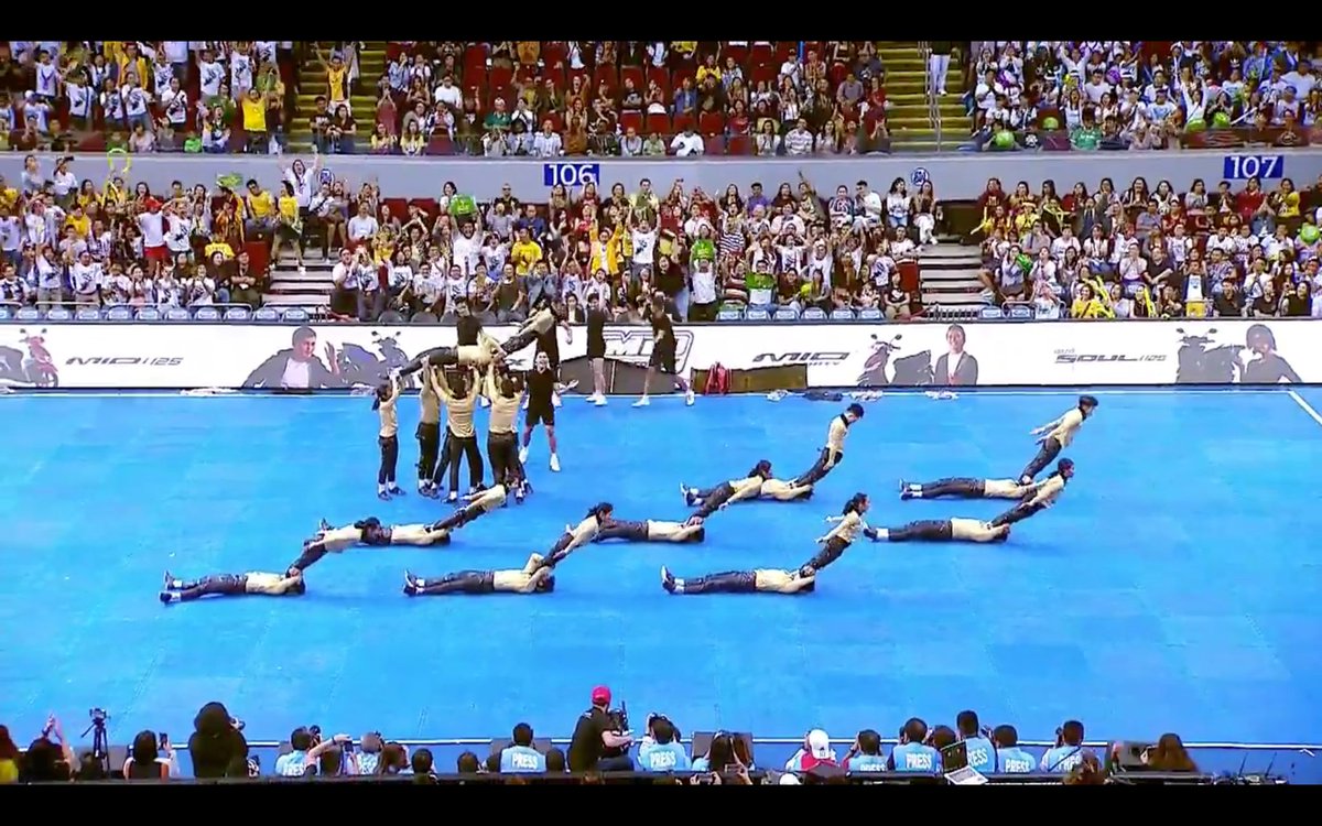ArielJayCP's tweet photo. Show me an obtuse angle

FEU Students:
#UAAPCDC2019 https://t.co/0iyYlD4BpQ