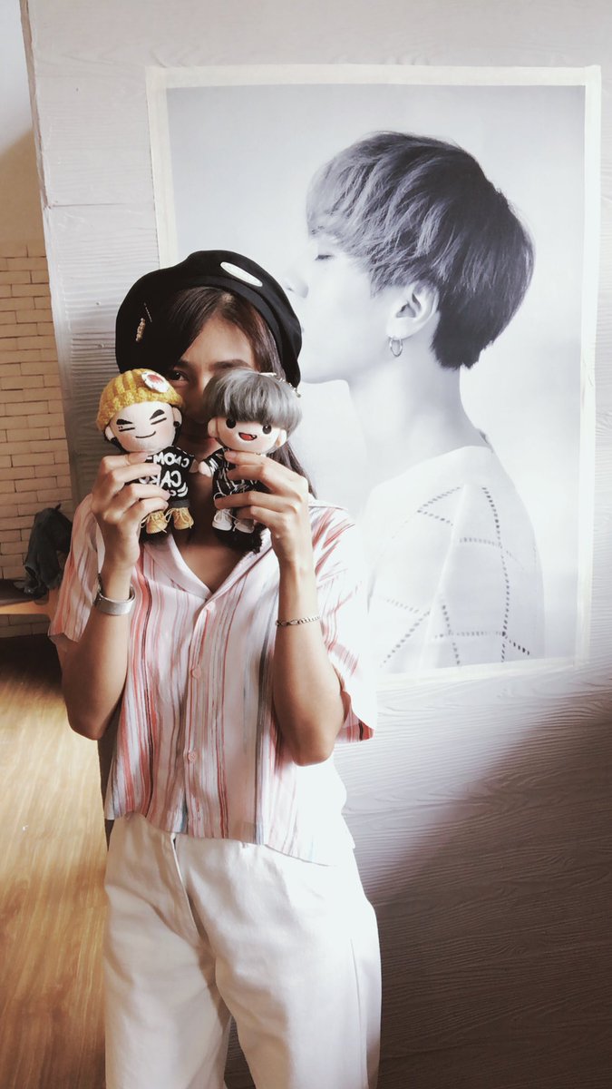 DefPointS's tweet photo. น้อมคยอมจุ๊บหัวคุมแม่ด้วย☺️🤪💕
💣:นูน่ากะมะโนเก่งจังเลยละค๊าบ
🐻:พิคาบอมกะเงียบเยยเดี๋ยวไม่ได้กินขาหนมมมม😅
🐥: .............?🥺
____
#StudioCabom https://t.co/raQMuYK3SP