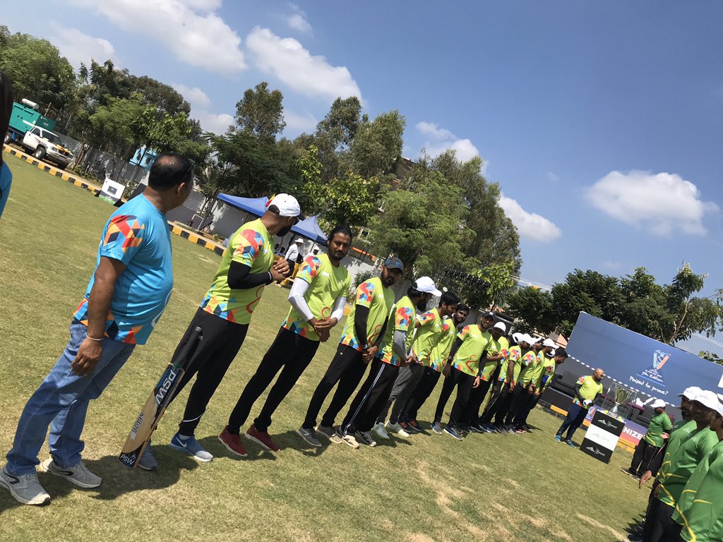 gururajpatil91's tweet image. Semi finals match update!
Won by 20runs against AP
Into the finals 🎉 🎉 
Waiting for final match 
SMDC scored 57/6 in 7 overs.
AP scored 37/8 in 7 overs
#spacematrix 
#SGGlassCup2019 #SGGLASSCUP2019 @mrsandyakkasant  @saint_gobain_in