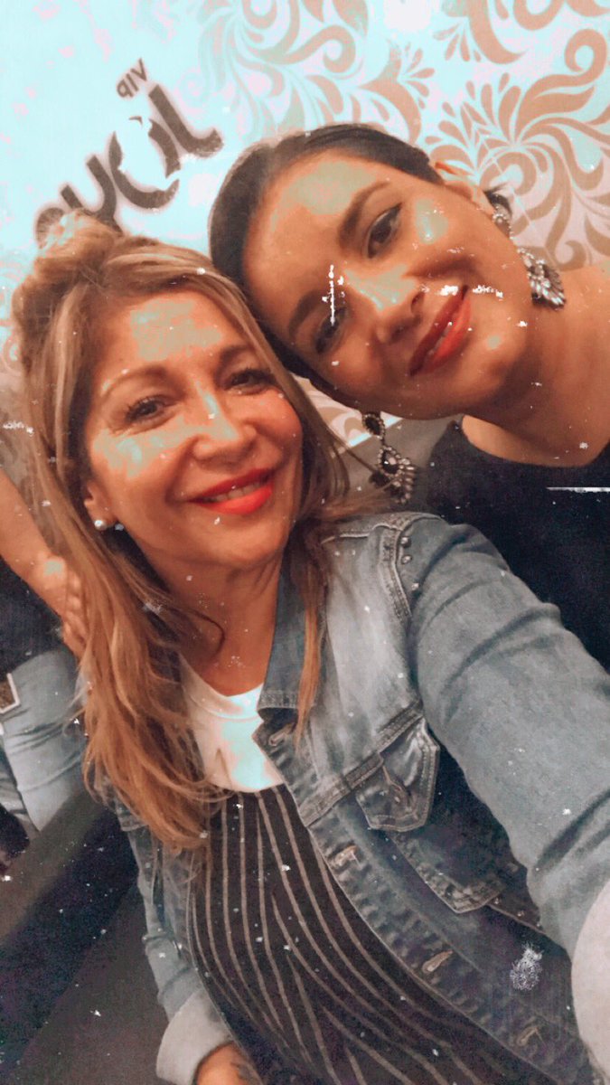 WalterEncinaa's tweet photo. UNA NOCHE BENDECIDA ❤️SOY MUY FELIZ 😀 https://t.co/3NjOQz7PC9
