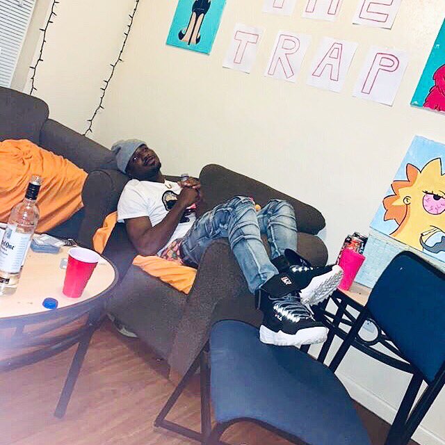 LulGhetto's tweet photo. I don’t wanna spaz out 💸 https://t.co/b8Vn7wmU85