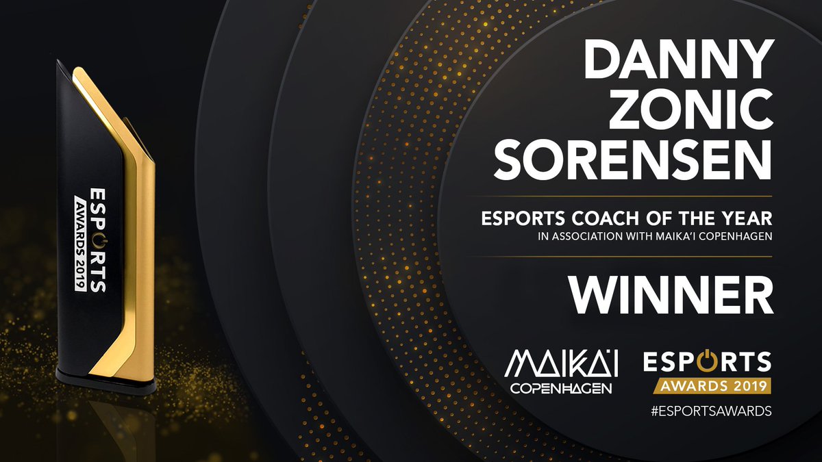 esportsawards's tweet photo. The winner of the Esports Coach of the Year in association with @MaikaiCph is @zonic

#EsportsAwards https://t.co/pTA4tG92y0