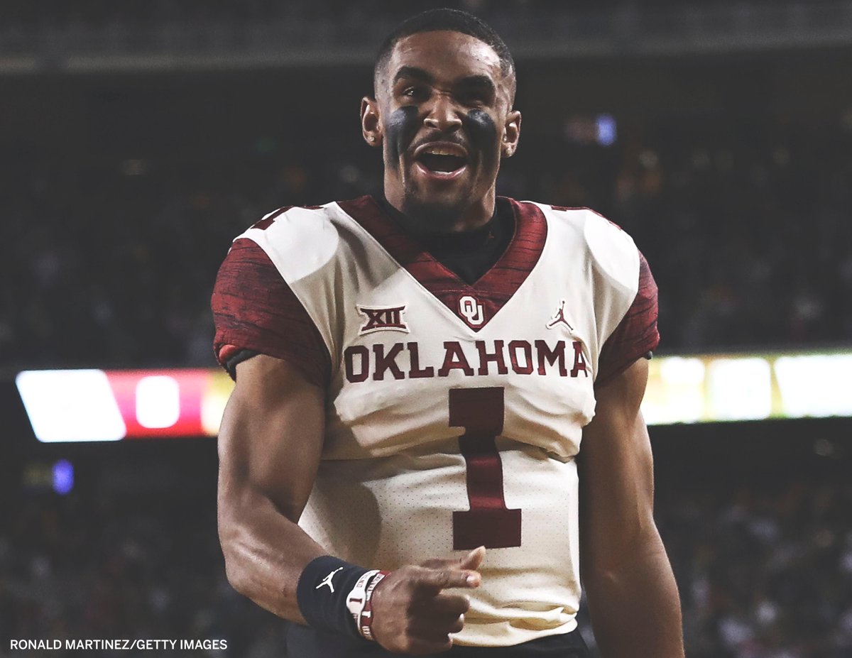 SportsCenter's tweet photo. WHAT A GAME! 

No. 10 Oklahoma storms back from down 25 to get the W in Waco 😤 https://t.co/vmmWoBKggq